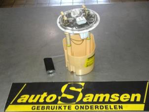 Used Electric fuel pump Renault Twingo II (CN) 1.5 dCi 90 FAP Price € 75,00 Margin scheme offered by Auto Samsen B.V.