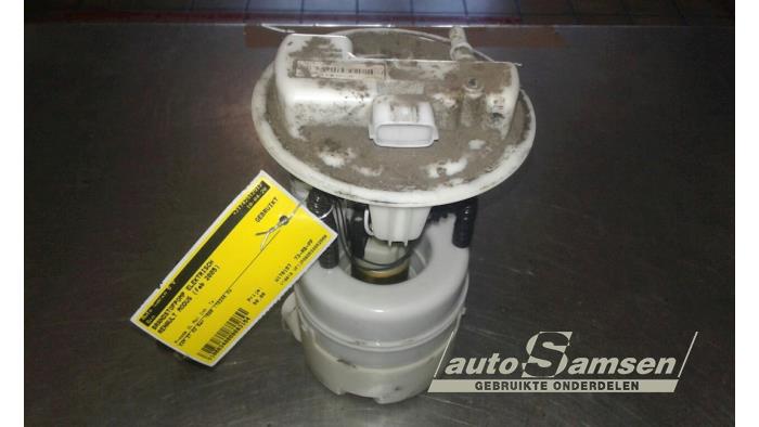 Gebrauchte Kraftstoffpumpe Elektrisch Renault Modus/Grand Modus (JP) 1.6 16V Preis € 50,00 Margenregelung angeboten von Auto Samsen B.V.