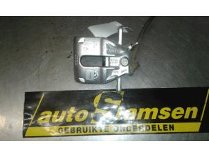 Used Front brake calliper, right Nissan Micra (K12) 1.5 dCi 82 Price € 50,00 Margin scheme offered by Auto Samsen B.V.