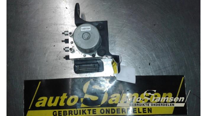 Używane Pompa ABS Chevrolet Spark 1.2 16V Cena € 100,00 Procedura marży oferowane przez Auto Samsen B.V.