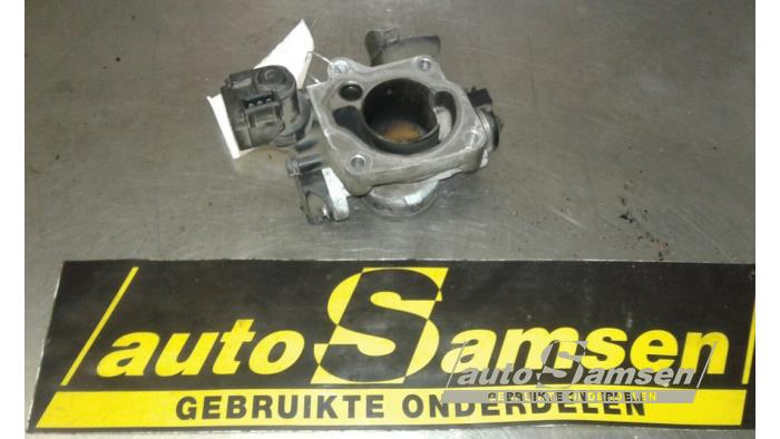 Gebrauchte Drosselklappengehäuse Kia Cerato 1.6 16V Preis € 50,00 Margenregelung angeboten von Auto Samsen B.V.