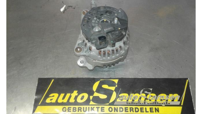 Begagnade Dynamo Volkswagen Caddy III (2KA,2KH,2CA,2CH) 1.9 TDI Pris € 75,00 Marginaltabell erbjuds av Auto Samsen B.V.