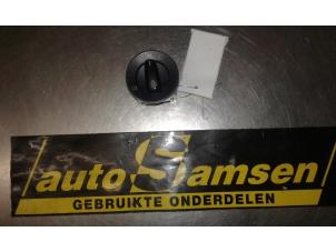 Used Light switch Volkswagen Up! (121) Price € 30,00 Margin scheme offered by Auto Samsen B.V.