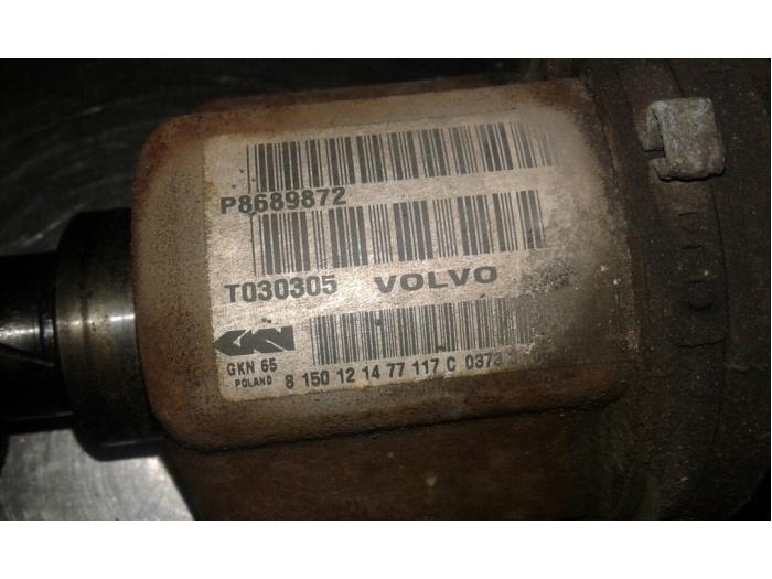 Arbre de transmission avant gauche d'un Volvo V70 (SW) 2.4 20V 170 2003