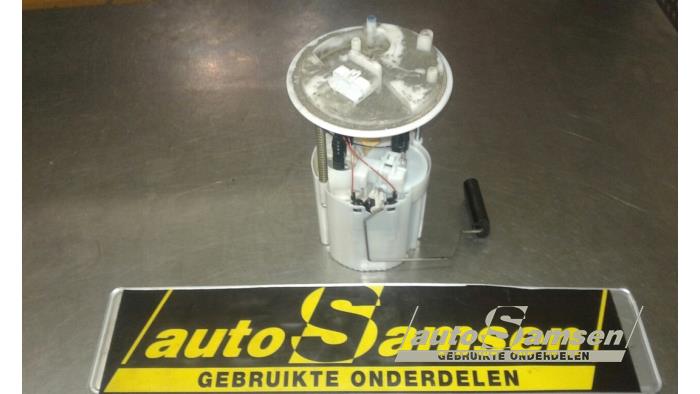 Usagé Pompe à carburant Fiat Punto Evo (199) 1.4 Van Prix € 50,00 Règlement à la marge proposé par Auto Samsen B.V.