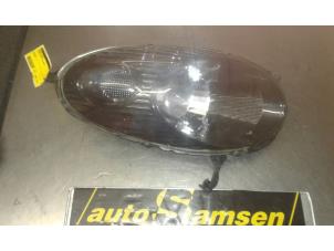 Used Headlight, right Nissan Micra (K12) 1.4 16V Price € 50,00 Margin scheme offered by Auto Samsen B.V.