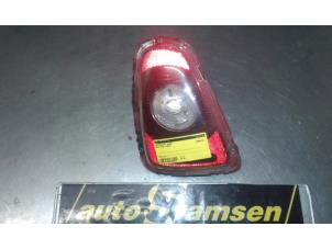 Usados Luz trasera izquierda Mini Mini Precio € 30,00 Norma de margen ofrecido por Auto Samsen B.V.