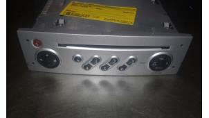 Used Radio CD player Renault Modus/Grand Modus (JP) 1.6 16V Price € 75,00 Margin scheme offered by Auto Samsen B.V.