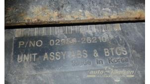 ABS-pump från en Hyundai Santa Fe I 2.0 CRDi 16V 4x4 2005