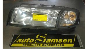 Usagé Optique avant principal gauche Volvo S80 (TR/TS) 2.4 20V 140 Prix € 75,00 Règlement à la marge proposé par Auto Samsen B.V.