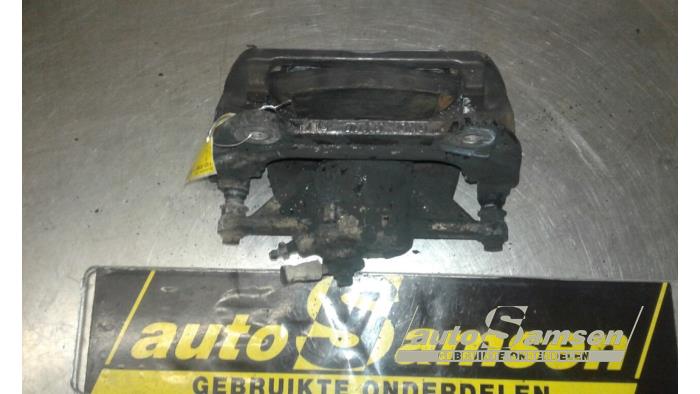 Usagé Etrier de frein avant droit Volkswagen Golf VII (AUA) 2.0 R 4Motion 16V Prix € 100,00 Règlement à la marge proposé par Auto Samsen B.V.