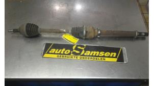 Used Front drive shaft, right Renault Clio III (BR/CR) 1.4 16V Price € 50,00 Margin scheme offered by Auto Samsen B.V.