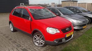 Used Bonnet Volkswagen CrossPolo (9N3) 1.4 16V 75 Price € 50,00 Margin scheme offered by Auto Samsen B.V.