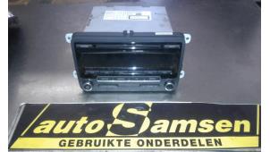 Gebrauchte Radio CD Spieler Volkswagen Polo V (6R) 1.2 TSI Preis € 150,00 Margenregelung angeboten von Auto Samsen B.V.