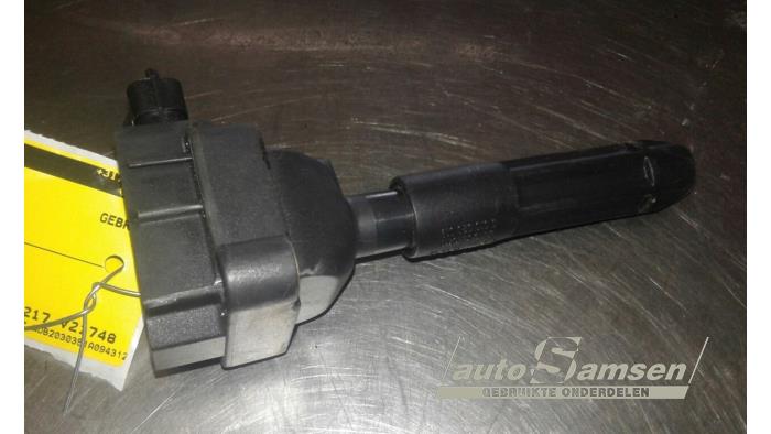 Gebrauchte Stift Zündspule Mercedes C (W203) 2.0 C-180 16V Preis € 40,00 Margenregelung angeboten von Auto Samsen B.V.