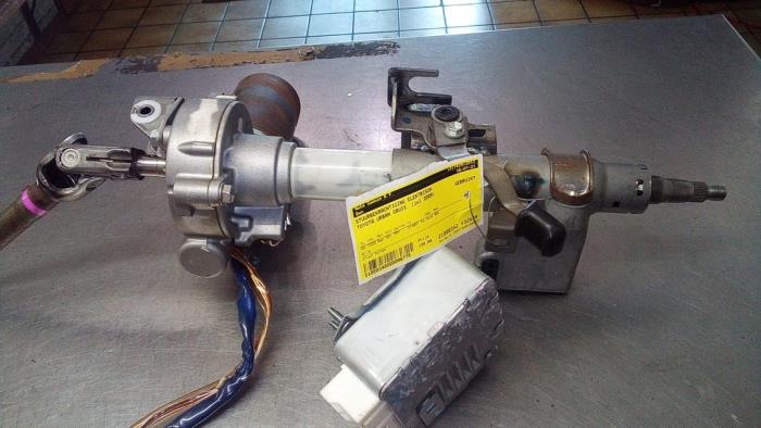 Electric power steering unit from a Toyota Urban Cruiser 1.33 Dual VVT-I 16V 2WD 2009