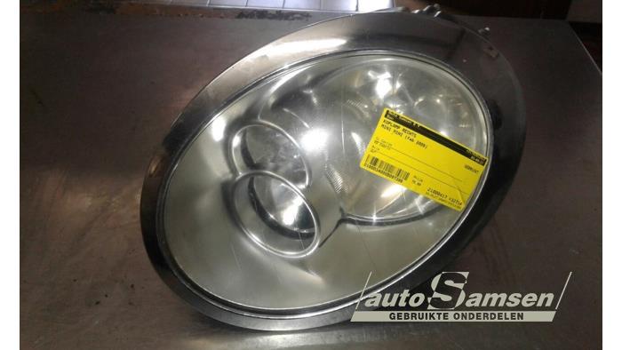 Używane Reflektor prawy Austin Mini Open (R52) 1.6 16V Cooper Cena € 75,00 Procedura marży oferowane przez Auto Samsen B.V.