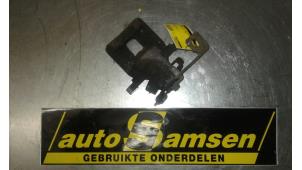 Used Rear brake calliper, left Toyota Auris (E15) 1.6 Dual VVT-i 16V Price € 75,00 Margin scheme offered by Auto Samsen B.V.