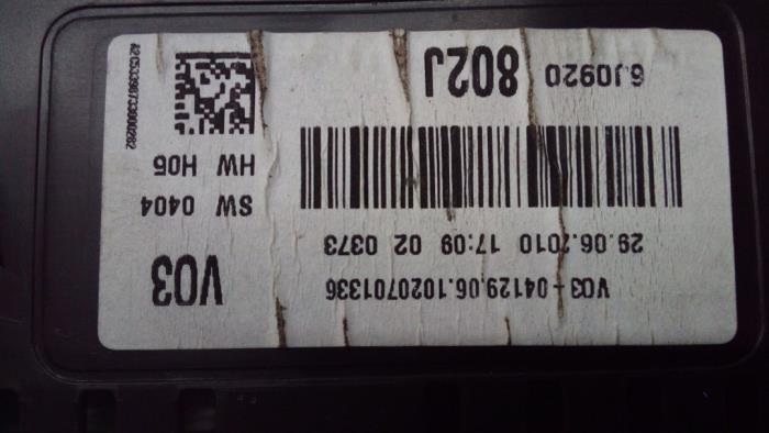 Cuentakilómetros de un Seat Ibiza IV (6J5) 1.2 TDI Ecomotive 2010