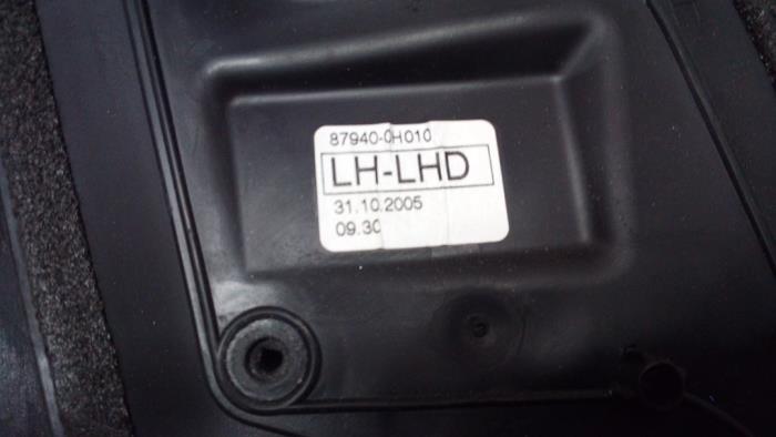 Retrovisor externo izquierda de un Toyota Aygo (B10) 1.0 12V VVT-i 2005