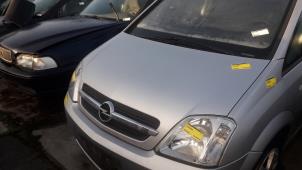 Usados Capó Opel Meriva 1.6 16V Precio € 75,00 Norma de margen ofrecido por Auto Samsen B.V.