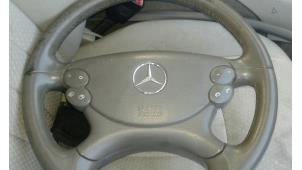 Usados Juego de airbags Mercedes E (W211) 3.0 E-280 CDI V6 24V Precio € 500,00 Norma de margen ofrecido por Auto Samsen B.V.