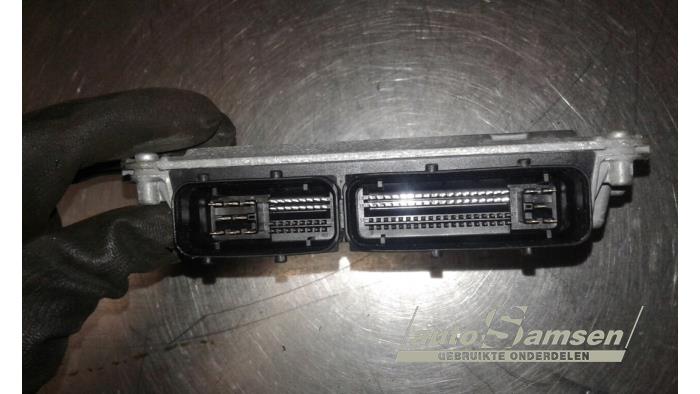 Engine management computer from a Volkswagen Polo IV (9N1/2/3) 1.2 12V 2006