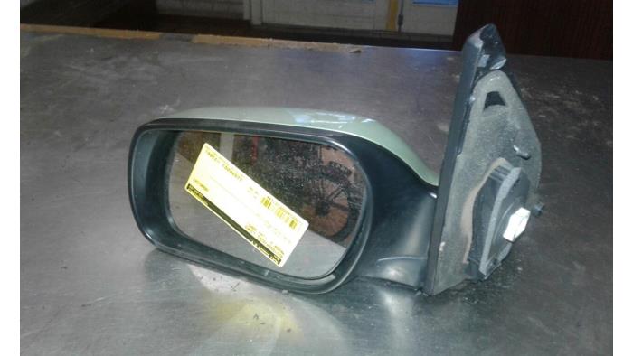 Wing mirror, left from a Mazda 2 (NB/NC/ND/NE) 1.4 16V 2007