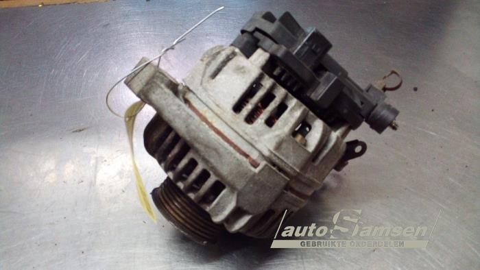 Begagnade Dynamo Honda Accord (CH) 1.8i 16V S,LS Pris € 40,00 Marginaltabell erbjuds av Auto Samsen B.V.