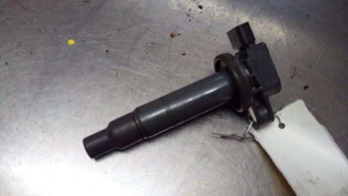 Pen ignition coil from a Toyota Yaris Verso (P2) 1.3 16V 2004