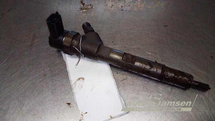 Gebrauchte Einspritzdüse (Diesel) Chrysler Voyager/Grand Voyager (RG/RS) 2.8 CRD 16V Autom. (Dodge Ram Van) Preis € 150,00 Margenregelung angeboten von Auto Samsen B.V.