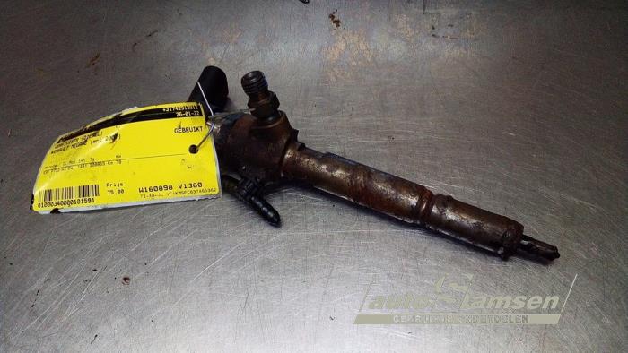 Usagé Injecteurs Renault Megane II Grandtour (KM) 1.5 dCi 105 Prix € 75,00 Règlement à la marge proposé par Auto Samsen B.V.