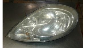 Used Headlight, left Opel Vivaro 2.0 CDTI Price € 75,00 Margin scheme offered by Auto Samsen B.V.