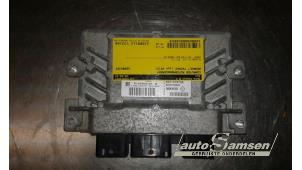Usagé Ordinateur gestion moteur Renault Twingo II (CN) 1.2 16V Prix € 75,00 Règlement à la marge proposé par Auto Samsen B.V.
