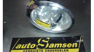 Used Headlight, right BMW Mini One/Cooper (R50) 1.6 16V Cooper Price on request offered by Auto Samsen B.V.