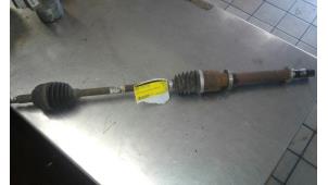 Used Front drive shaft, right Renault Clio III (BR/CR) 1.2 16V 75 Price € 50,00 Margin scheme offered by Auto Samsen B.V.