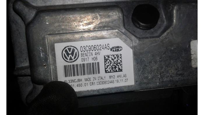 Steuergerät Motormanagement van een Volkswagen Golf V (1K1) 1.4 16V 2008