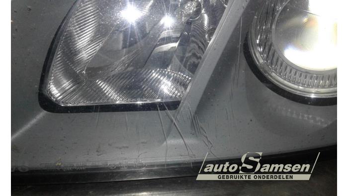 Headlight, left Volvo V50 1.6 D 16V - 30698885 VOLVO