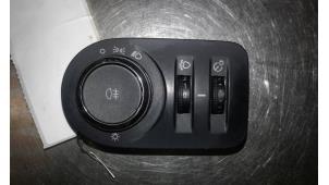 Usados Interruptor de luz Opel Meriva 1.4 Turbo 16V ecoFLEX Precio € 40,00 Norma de margen ofrecido por Auto Samsen B.V.