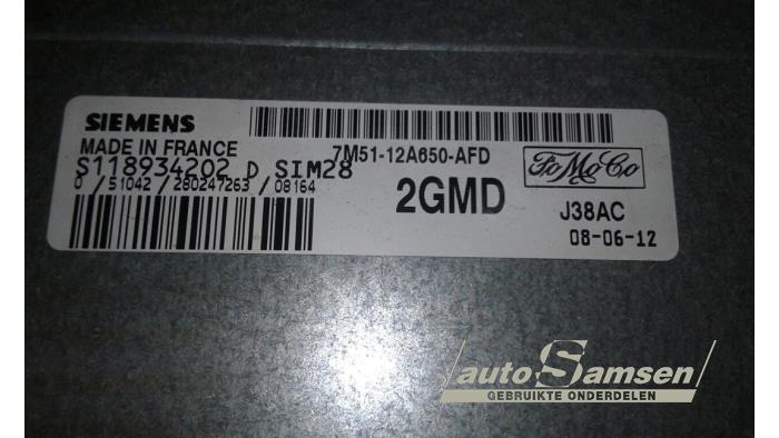 Used Engine management computer Ford Focus 2 1.6 16V Price € 75,00 Margin scheme offered by Auto Samsen B.V.