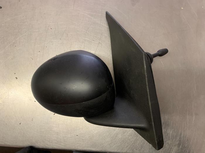 Wing mirror, right from a Peugeot 107 1.0 12V 2010