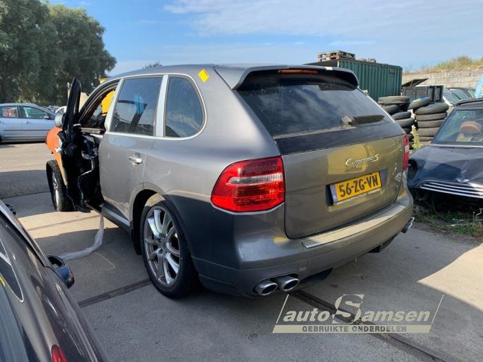 Begagnade Främre differential Porsche Cayenne (9PA) 4.8 V8 32V S Pris € 300,00 Marginaltabell erbjuds av Auto Samsen B.V.