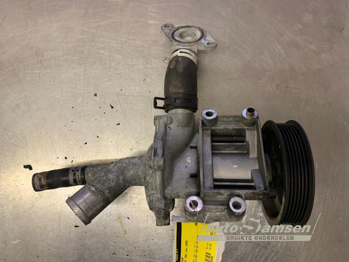 Begagnade Vattenpump BMW Mini (R50/53) 1.6 16V Cooper Pris € 75,00 Marginaltabell erbjuds av Auto Samsen B.V.