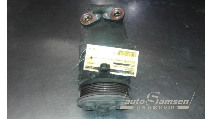 Usagé Pompe clim Ford Focus 2 Wagon 1.8 16V Prix € 75,00 Règlement à la marge proposé par Auto Samsen B.V.