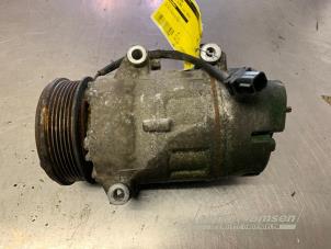 Compresseur de clim d'un Ford S-Max (GBW) 2.0 TDCi 16V 140 2010