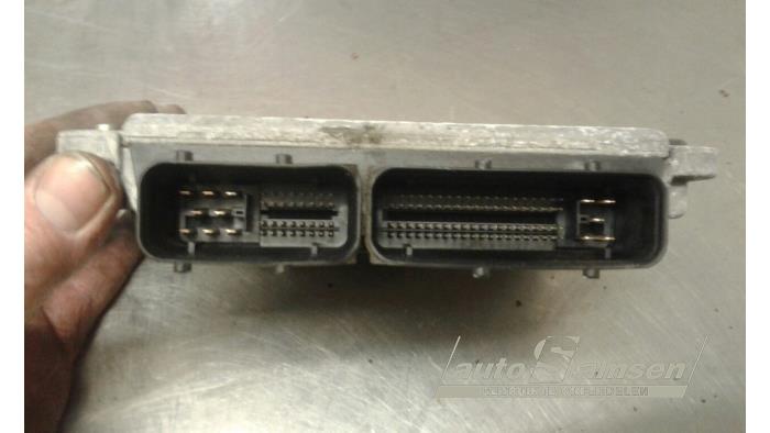 Used Engine management computer Volkswagen Golf IV (1J1) 1.6 16V Price € 50,00 Margin scheme offered by Auto Samsen B.V.