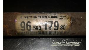 Gebrauchte Antriebswelle rechts vorne Peugeot 207/207+ (WA/WC/WM) 1.4 16V VTi Preis € 50,00 Margenregelung angeboten von Auto Samsen B.V.