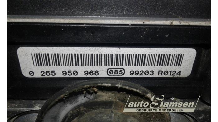 Begagnade ABS-pump Ford Ka II 1.2 Pris € 75,00 Marginaltabell erbjuds av Auto Samsen B.V.