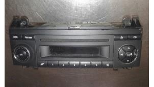 Gebrauchte Radio Mercedes A (W169) 2.0 A-160 CDI 16V Preis € 150,00 Margenregelung angeboten von Auto Samsen B.V.