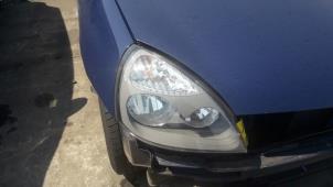 Used Headlight, right Renault Clio II (BB/CB) 1.6 16V Price € 40,00 Margin scheme offered by Auto Samsen B.V.